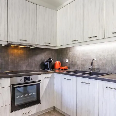 The Yard Apartment *